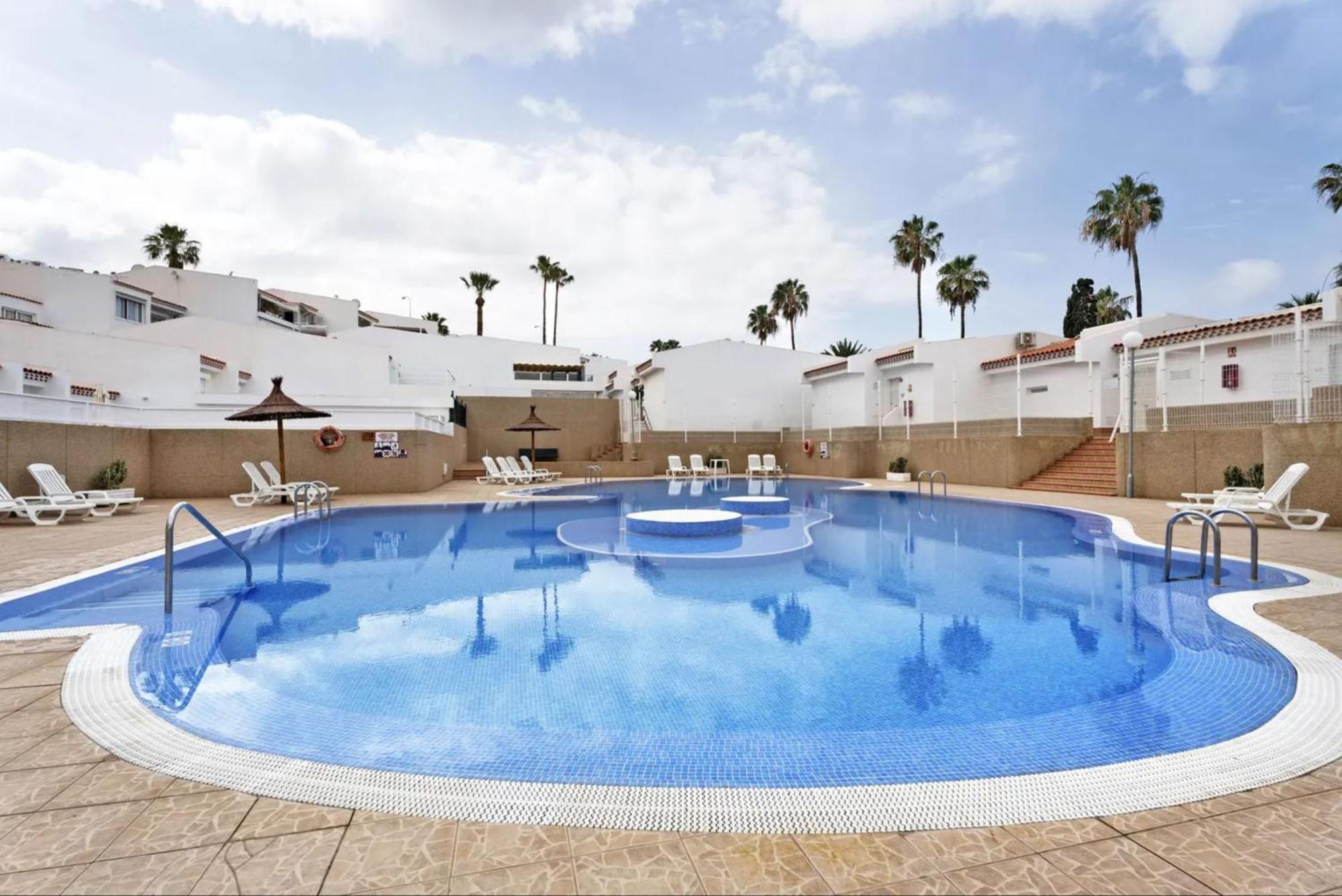 אדחה Child-Friendly, 3-Bedroom Apartment With Garden Near The Aqualand מראה חיצוני תמונה