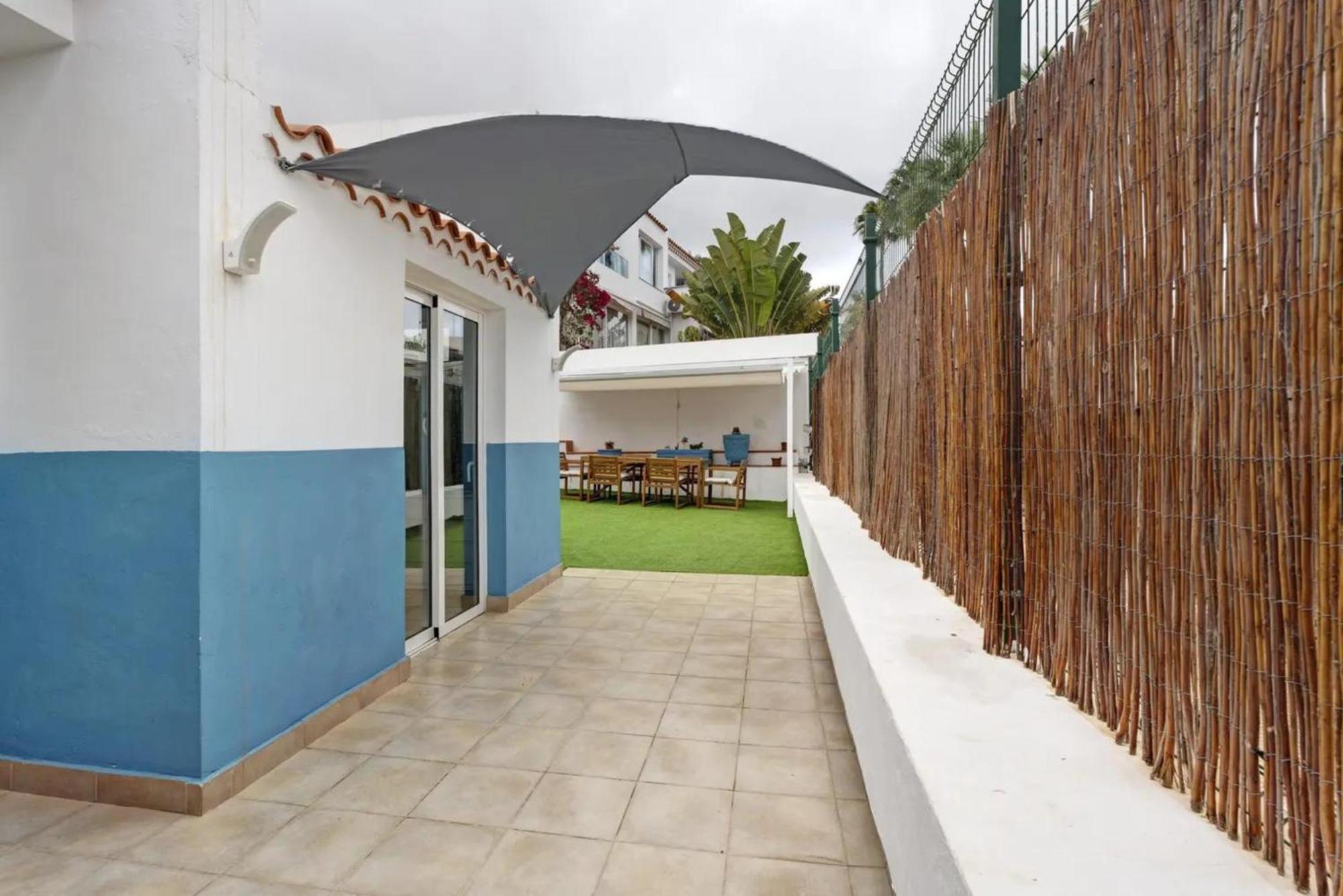 אדחה Child-Friendly, 3-Bedroom Apartment With Garden Near The Aqualand מראה חיצוני תמונה